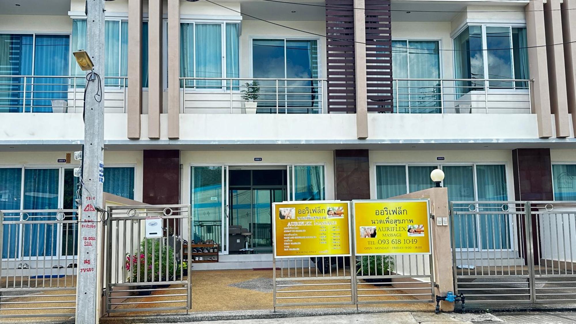 Auriflex House Bed & Breakfast Krabi ภายนอก รูปภาพ